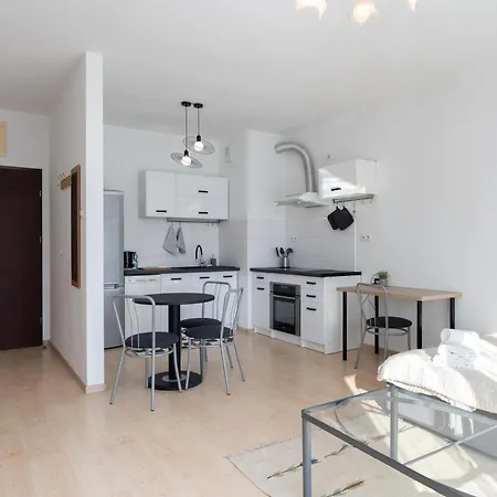 Obozowa Sunny Apartment